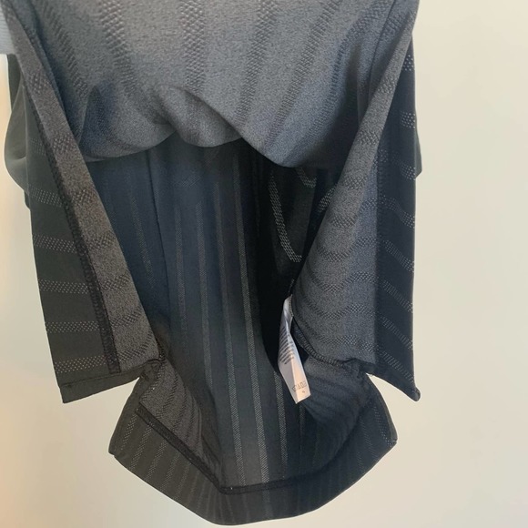 Callaway Mens Short Sleeve Golf Shirt Size Large Black Gray Printed Collared - Picture 13 of 15